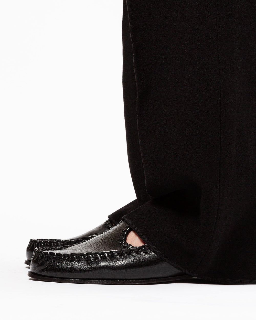 ALCOVER SUPPLE SHINY - Braided Seams T-bar Loafer | Hereu US