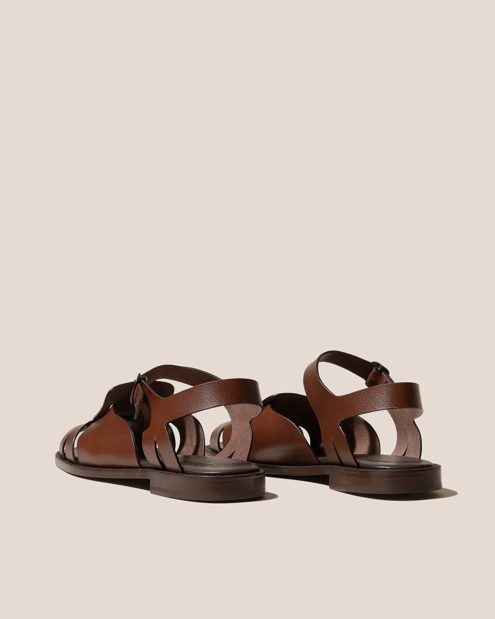 ROCA GRAINY VEG TAN - Square-toe Fisherman Sandal | Hereu outlet