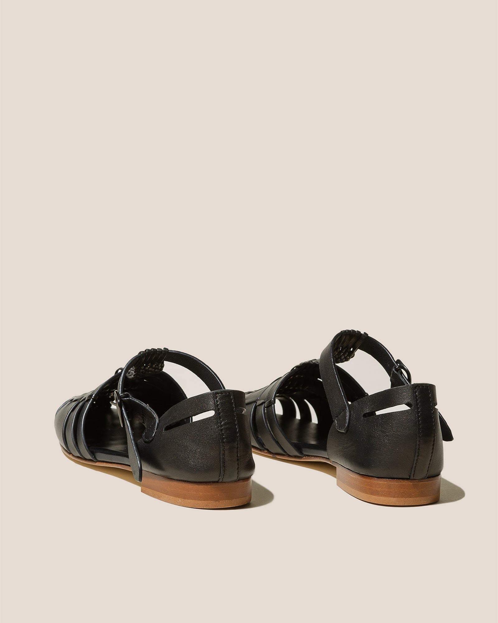 VEDRA - Round-Toe Soft Fisherman Sandal | Hereu sale