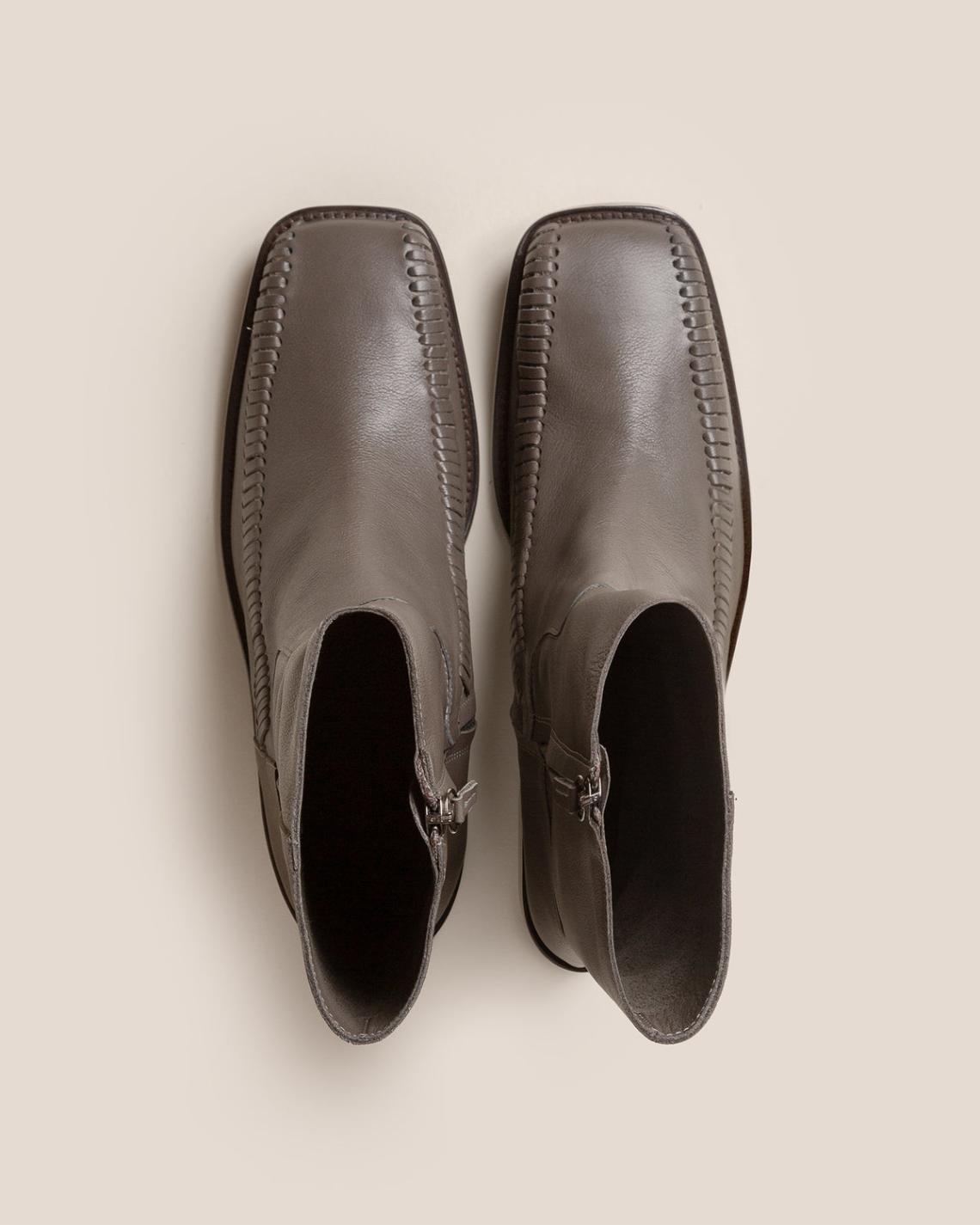 Hereu Boots | ALCARI - Square Toe Ankle Boot - Women