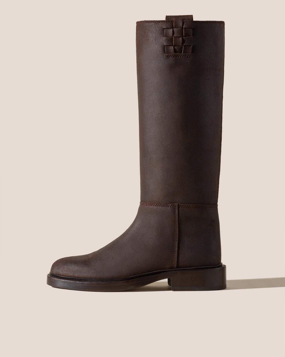 Hereu Boots | ANELLA WAXED - Interwoven Detailed Pull-On Boot - Women