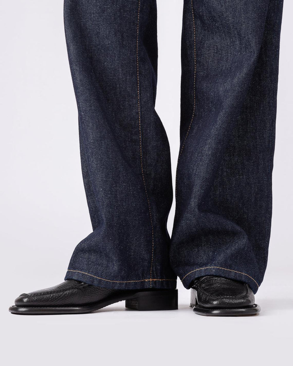 Hereu Boots | QUADRA GRAINY - Square Toe Back Zip Boot - Women