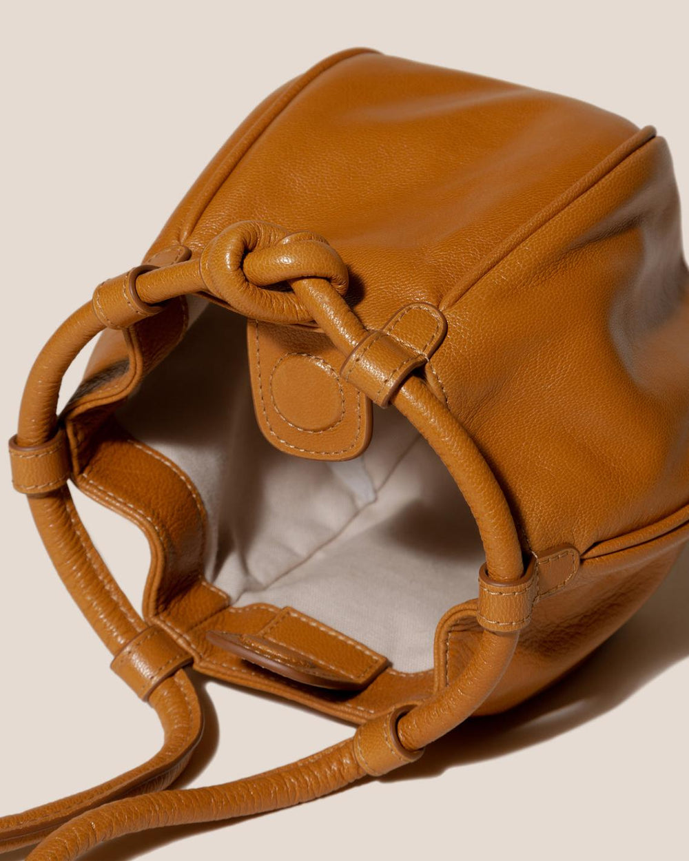 Hereu Crossbody Bags | GLOBUL MINI SUPPLE SHINY - Balloon-Shaped Crossbody Bag - Women