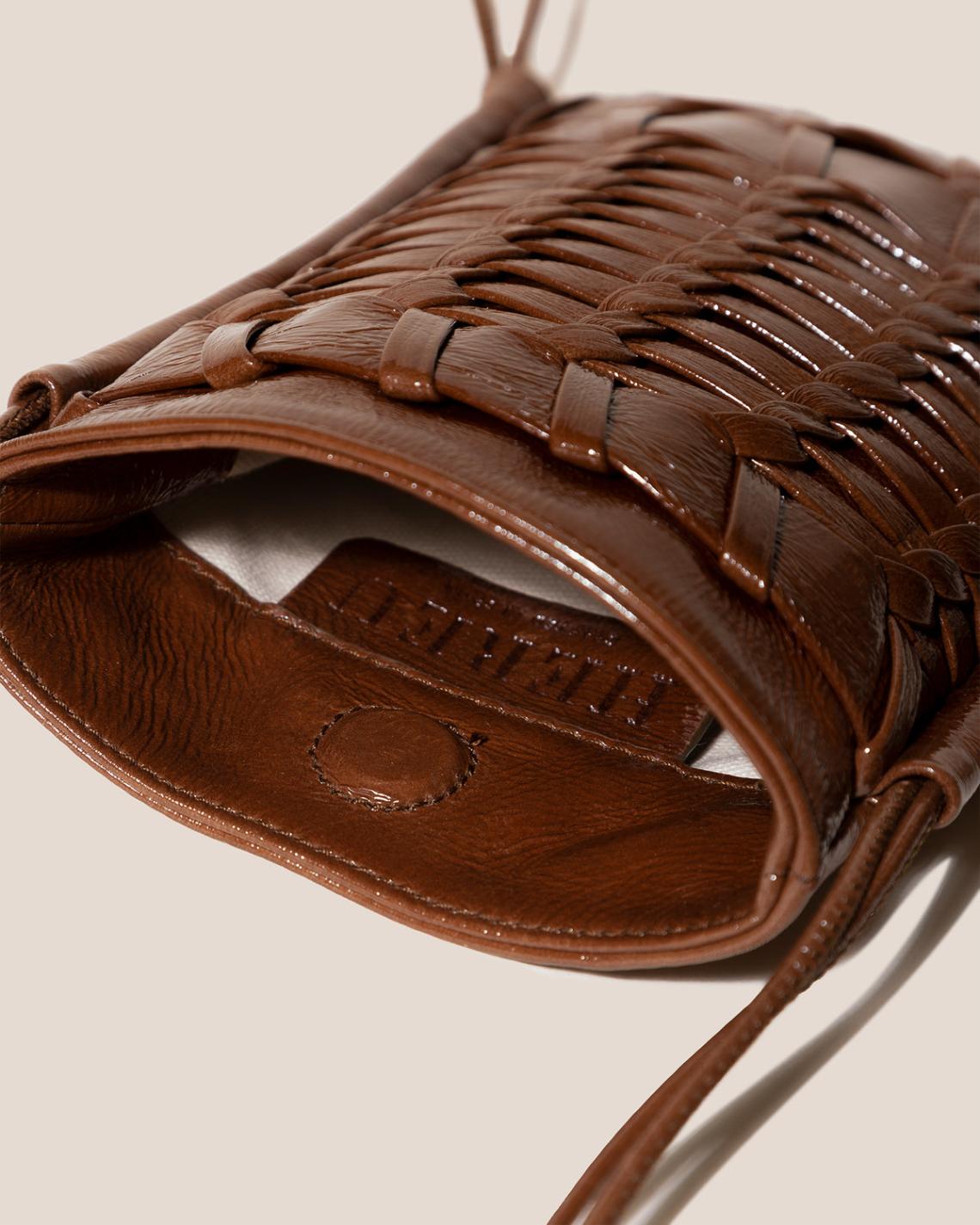 Hereu Crossbody Bags | TRENA MINI CRINKLED GLOSSY - Flat Square Crossbody Bag - Women/Men