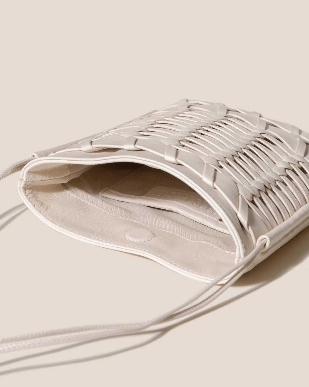 Hereu Crossbody Bags | TRENA SUPPLE SHINY - Flat Square Crossbody Bag - Women/Men