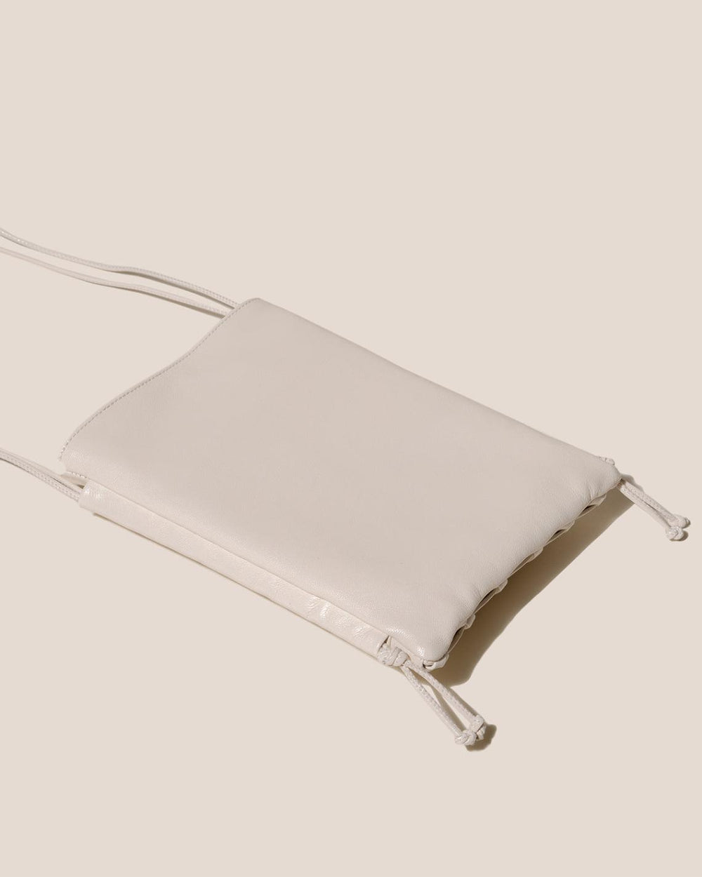 Hereu Crossbody Bags | TRENA SUPPLE SHINY - Flat Square Crossbody Bag - Women/Men