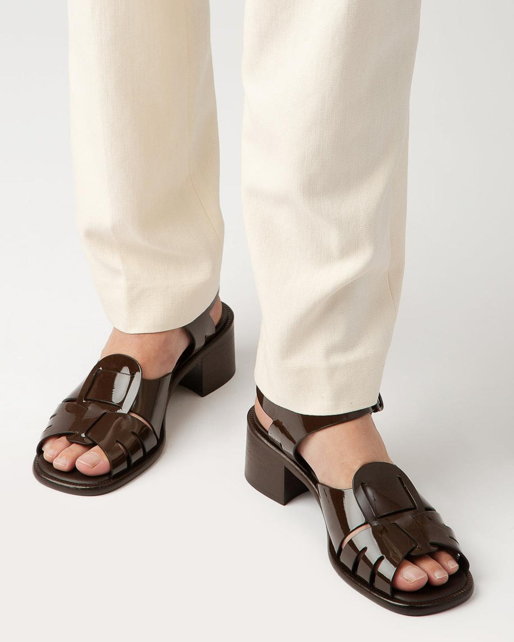 Hereu Heels | ANCORA SQUARED HEELED GLOSSY - Open-Toe Fisherman Sandal - Women