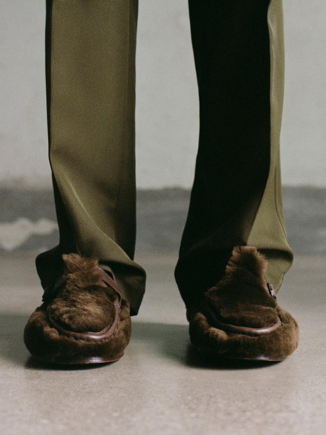 Hereu Loafers | ALBER SHEARLING - T-Bar Loafer - Men