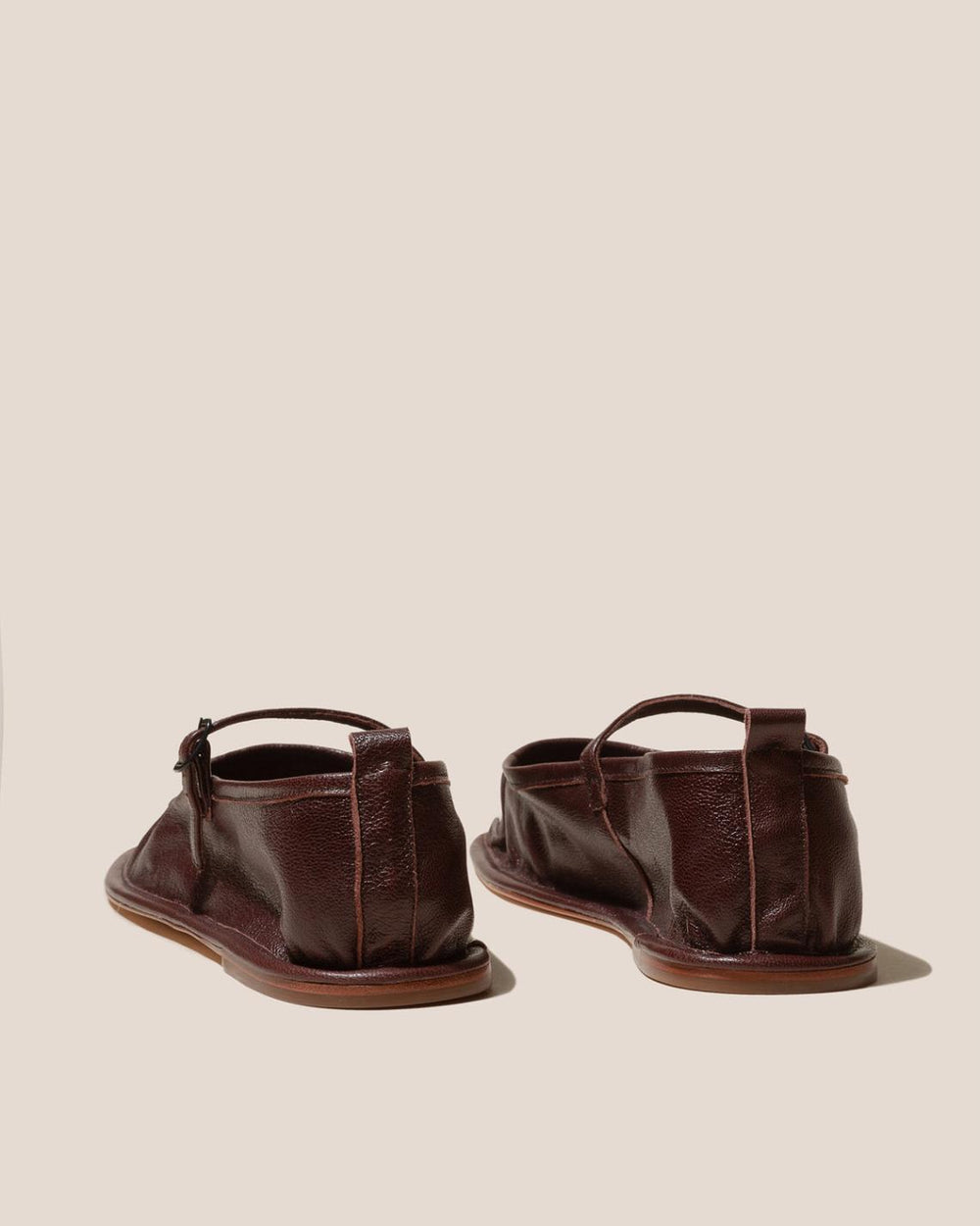 Hereu Soft Shoes | DANSA SUPPLE SHINY - Pleated-Toe Mary Jane Pump - Women