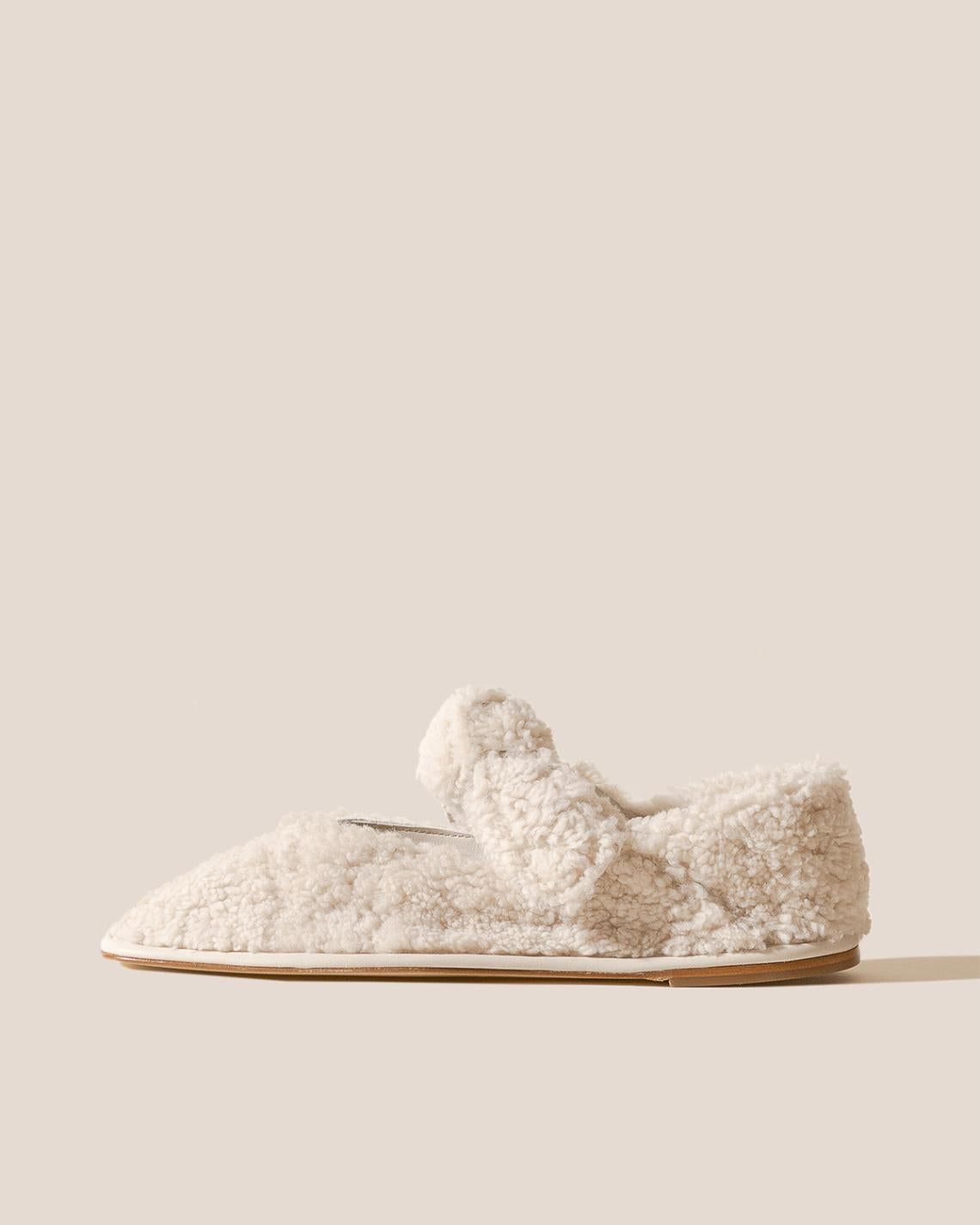 Hereu Soft Shoes | LLASADA CURLY SHEARLING - Front-Knot Pump - Women
