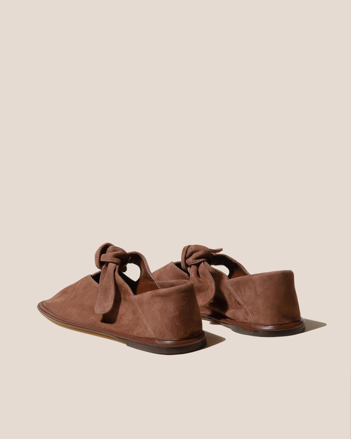 Hereu Soft Shoes | LLASADA SUEDE - Front-Knot Pump - Women