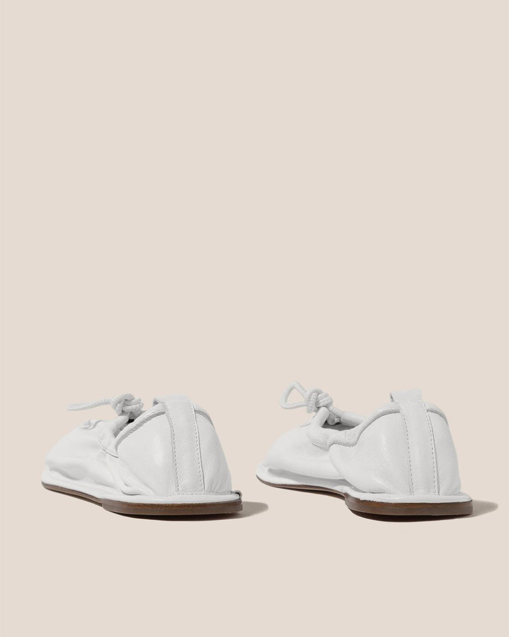 Hereu Soft Shoes | PUNTERA - Pleated-Toe Pump - Women